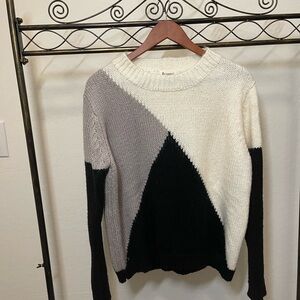 Elegant Colorblock Crew Neck Sweater